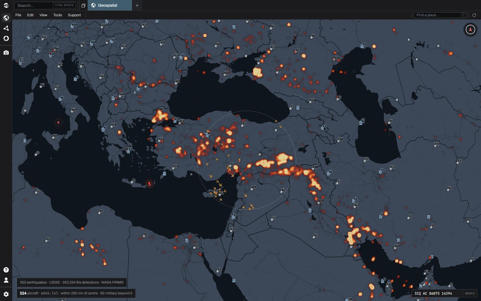 The eastern Mediterranean and the Middle East in Alcazar, with military bases, active fires and air traffic